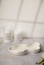 Load image into Gallery viewer, CURVE | כלי מעוצב לנר עם שעוות פנינים