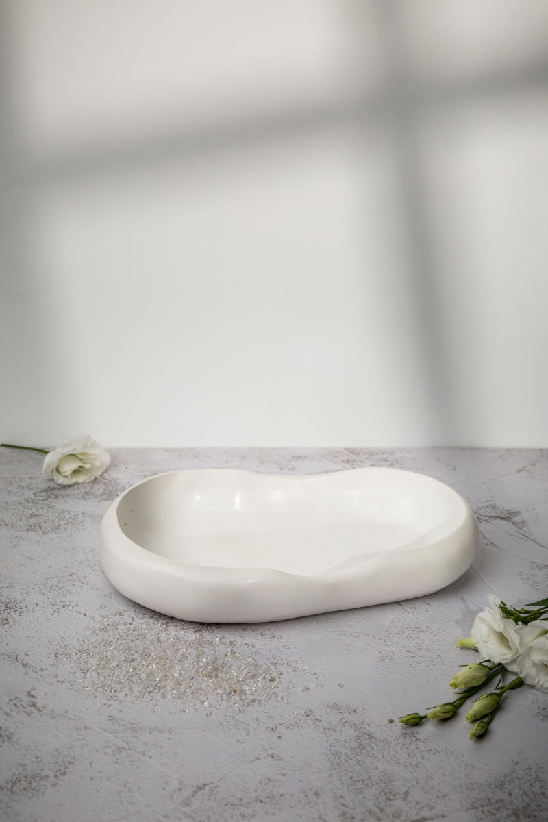 OVAL | כלי מעוצב לנר עם שעוות פנינים