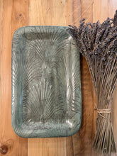 Load image into Gallery viewer, מגש מקרמיקה | BOTANICA