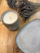 Load image into Gallery viewer, נר ריחני בכלי קרמיקה | FLORAL ESSENCE